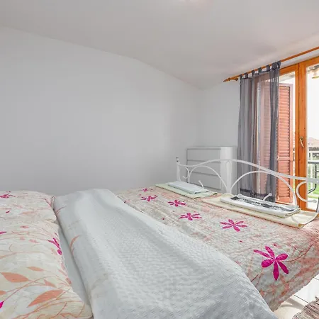 Stunning In With Kitchen Casa vacanze