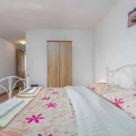 Stunning In With Kitchen Casa vacanze *