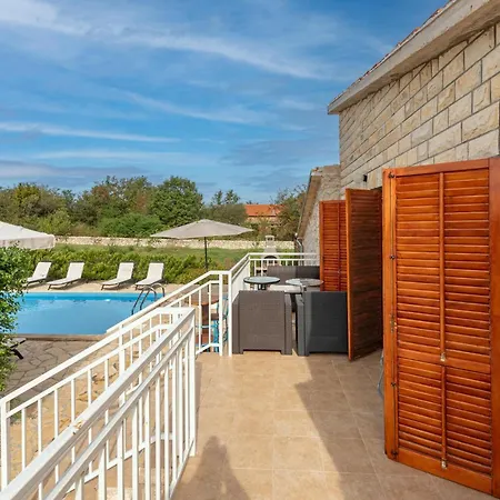 Stunning In With Kitchen * Biograd Na Moru