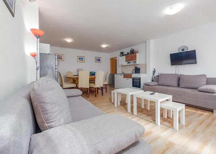 Vakantiehuis Gorgeous In Biograd Na Moru